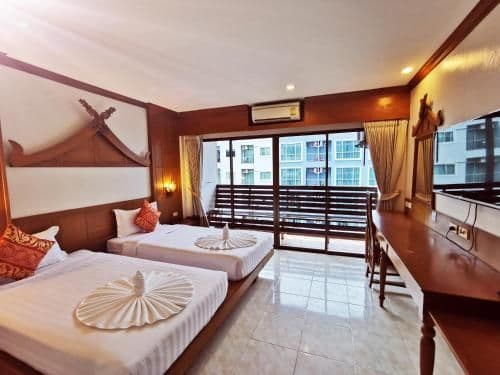 Deluxe Twin Room
