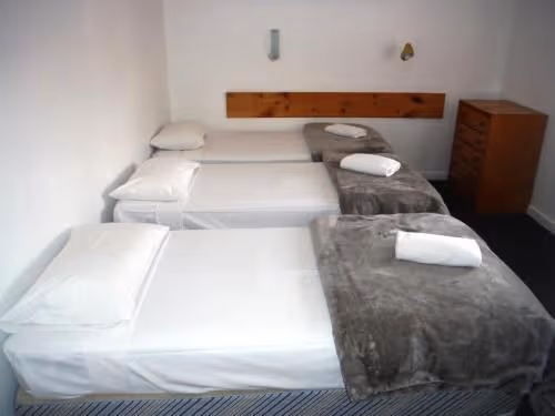 Two-Bedroom Apartment (5 Adults)
