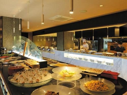 Deluxe Room with Tatami Area - Buffet Breakfast + Buffet Dinner Included - Non-Smoking