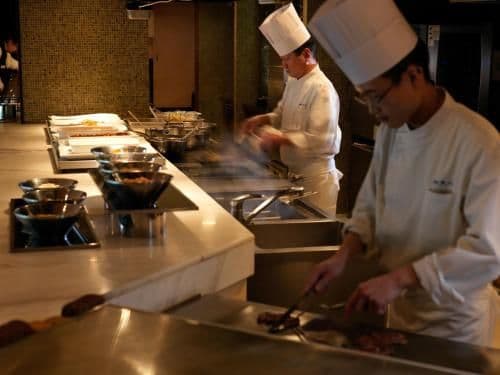 Deluxe Room with Tatami Area - Buffet Breakfast + Buffet Dinner Included - Non-Smoking