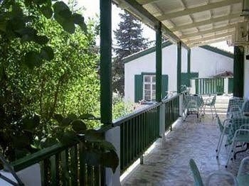Topakas House1