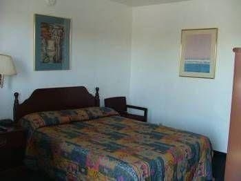 American Budget Inn and Suites-Modesto2