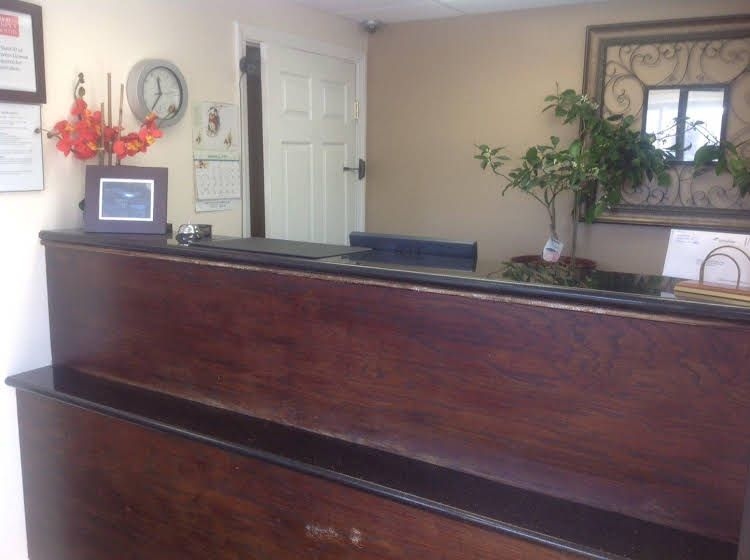 America Best Value Inn New London3