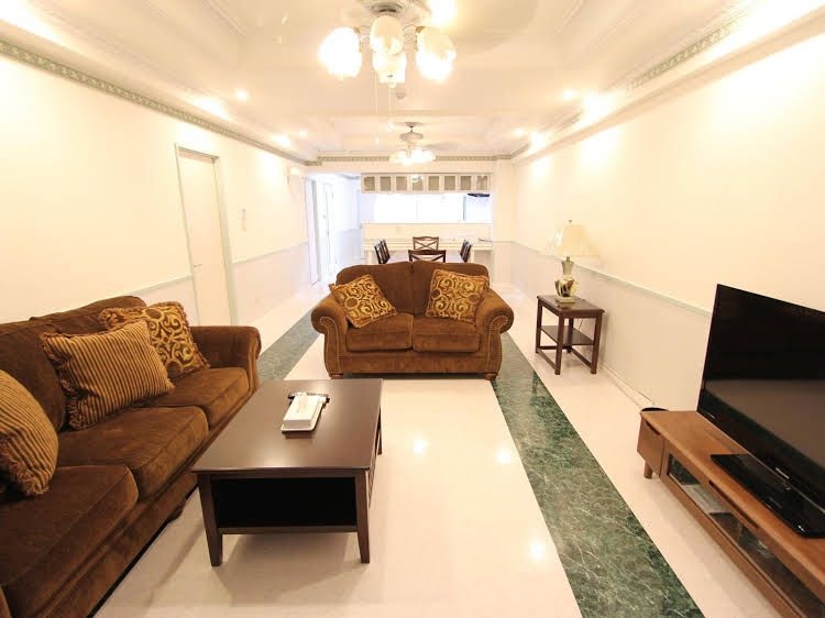 Beachside Condominium3