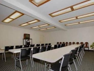 America's Best Value Inn Sealy1