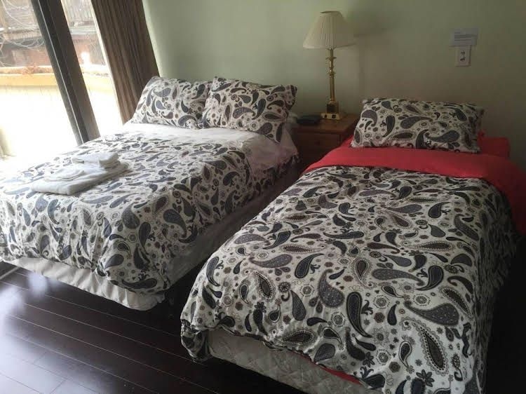 Toronto Garden Inn Bed & Breakfast1