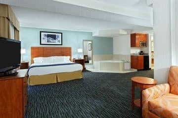 Holiday Inn Express Richmond-Brandermill-Hull Street