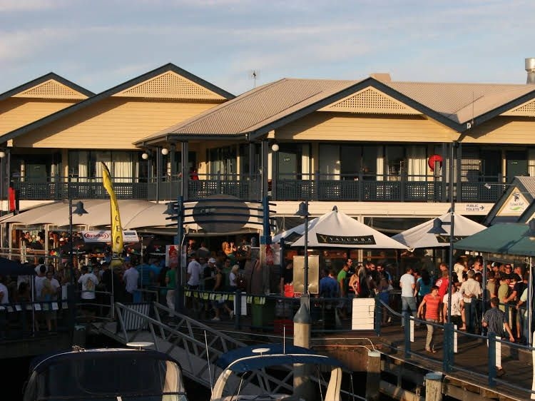 Surfers Paradise YHA3
