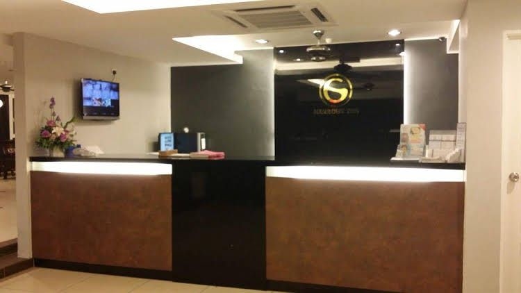 ฮาร์เบอร์ อินน์ มะละกา (Harbour Inn)1