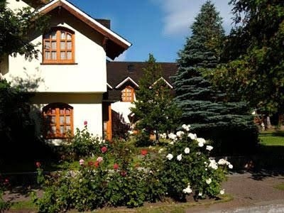 Hotel y Cabanas Le Village3