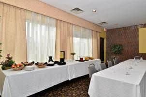 Days Inn & Conference Centre Renfrew Days Inn & Conference Centre Renfrew
