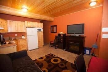 Silverbullet Inn by Apex Accommodations Silverbullet Inn by Apex Accommodations