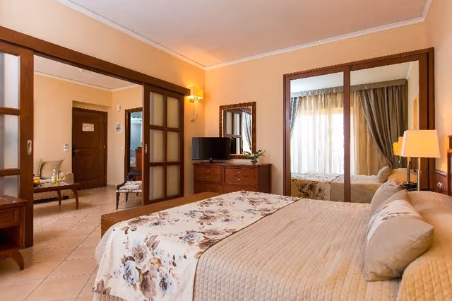 SUITE WITH JACUZZI