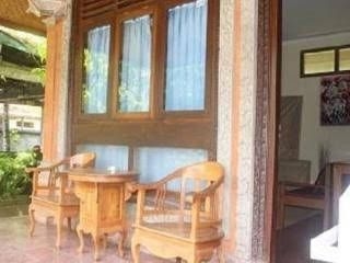 โรงแรมเมอร์ท่า จาติแอนด์บังกะโล (Mertha Jati Hotel & Bungalow)0