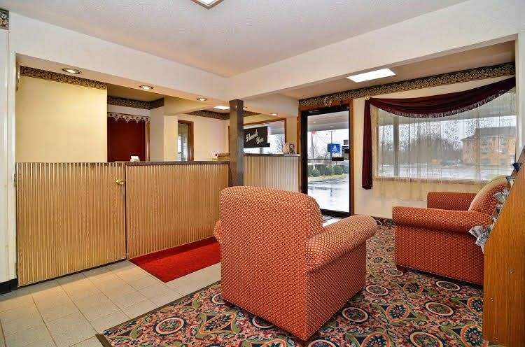 อเมริกาส์เบสท์แวลลูอินน์ ฟาร์มิงตัน (Americas Best Value Inn Farmington)2