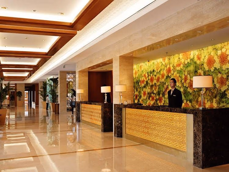 Huijin Lakeview Xuanwu Hotel1