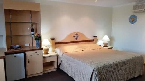 Executive King Room with Spa Bath