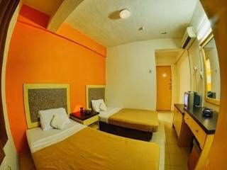 Dream Hotel0