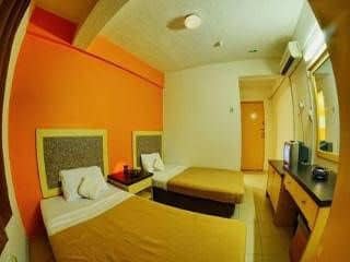 Dream Hotel Dream Hotel