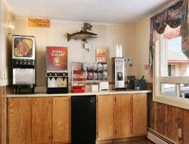 Knights Inn Pulaski3