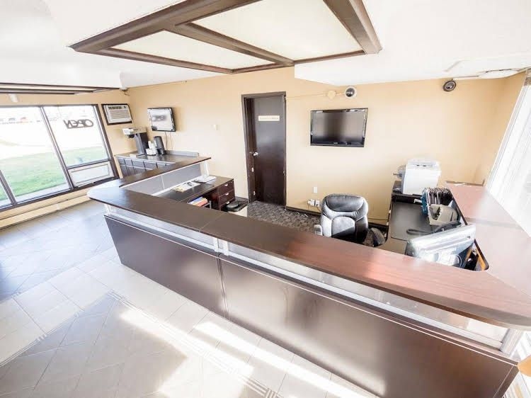 West Edmonton Motor Inn2