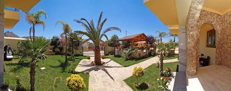 Paradice Hotel2