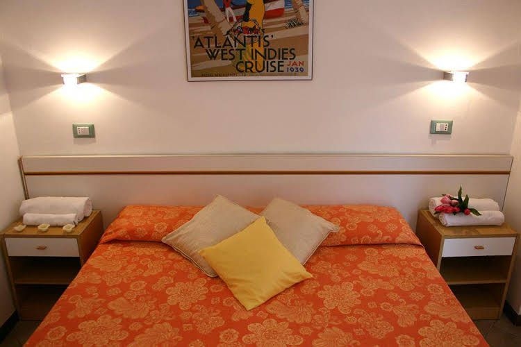 Residenza Le Rose Bici House0