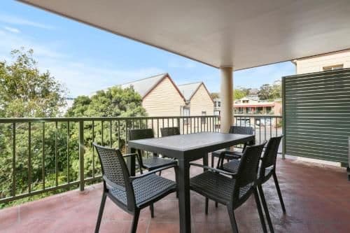 Three-Bedroom Apartment with Spa Bath