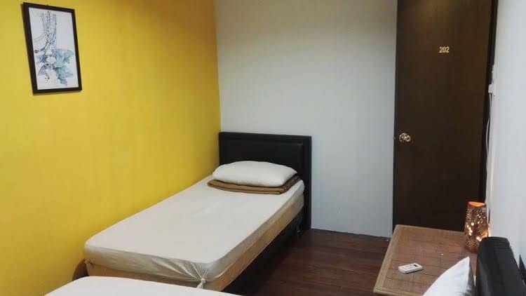 Backpacker's Stay Backpacker's Stay