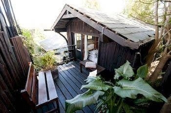Inyathi Guest Lodge3