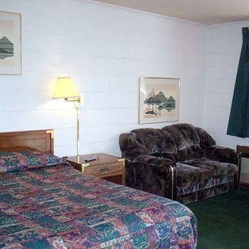 Budget Motel3
