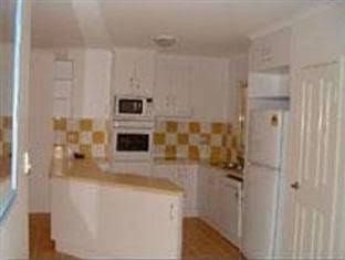 Beach Court Holiday Villas1
