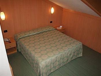 Hotel Ariston1