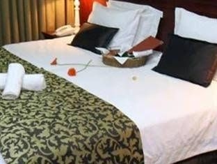 Emakhosini Hotel On East1