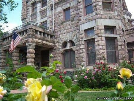 Castle Marne Bed & Breakfast Castle Marne Bed & Breakfast