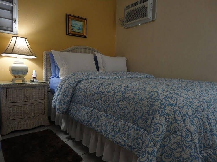 The Beach Club Guest House0