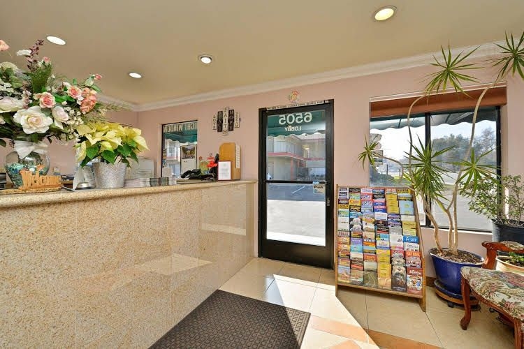Americas Best Value Inn Atascadero1