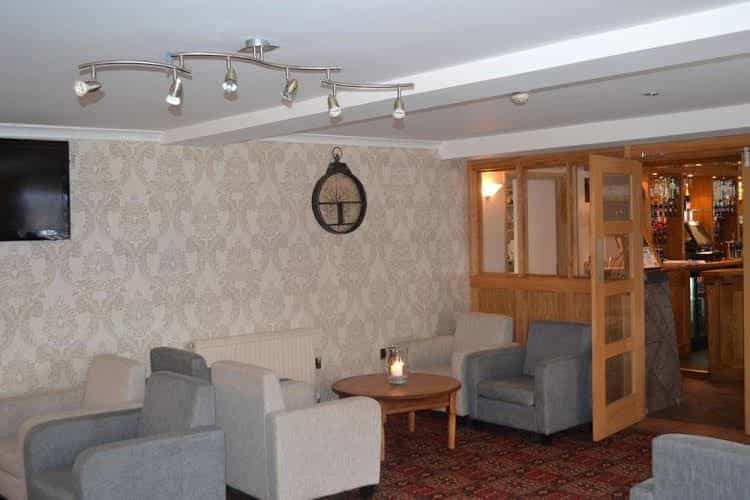 Elan Hotel