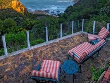 Headlands House Guest Lodge1