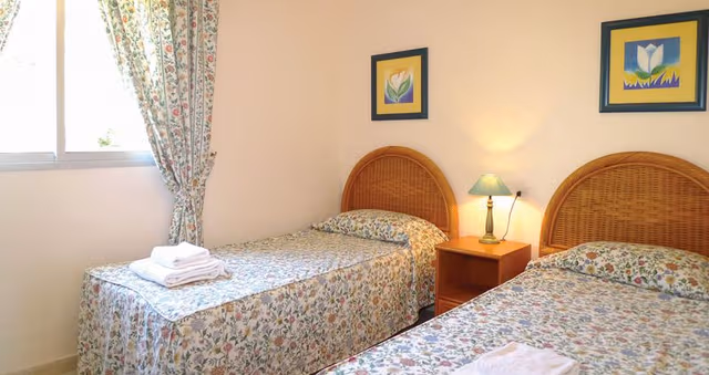APARTMENT CAPACITY 4 TWO BEDROOMS