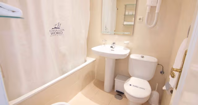 APARTMENT CAPACITY 4 TWO BEDROOMS