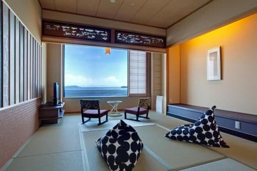 Japanese-Style Room