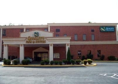 Quality Inn & Suites4