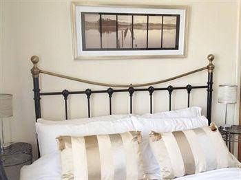 SW Bed & Breakfast0
