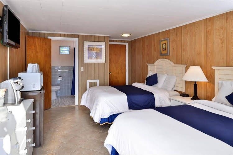 America's Best Value Inn Mt Royal Motel0