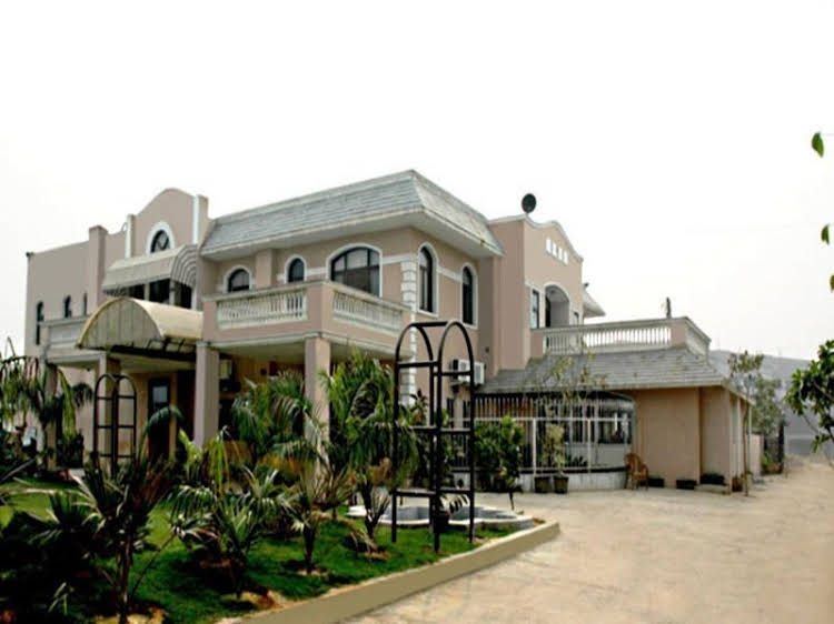 The Green Villa - Airport Hotel & Spa Resort3