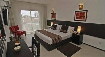 De la Plaza Hotel4