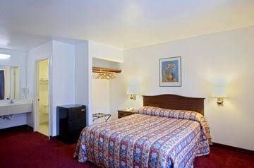 Americas Best Value Inn Watsonville3