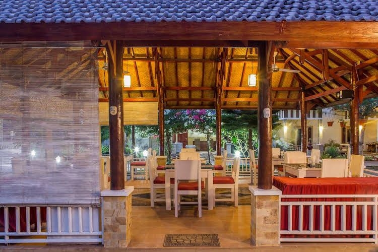 Tropical Hideaways Resort2