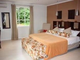 Manor on the Bay Guest House1